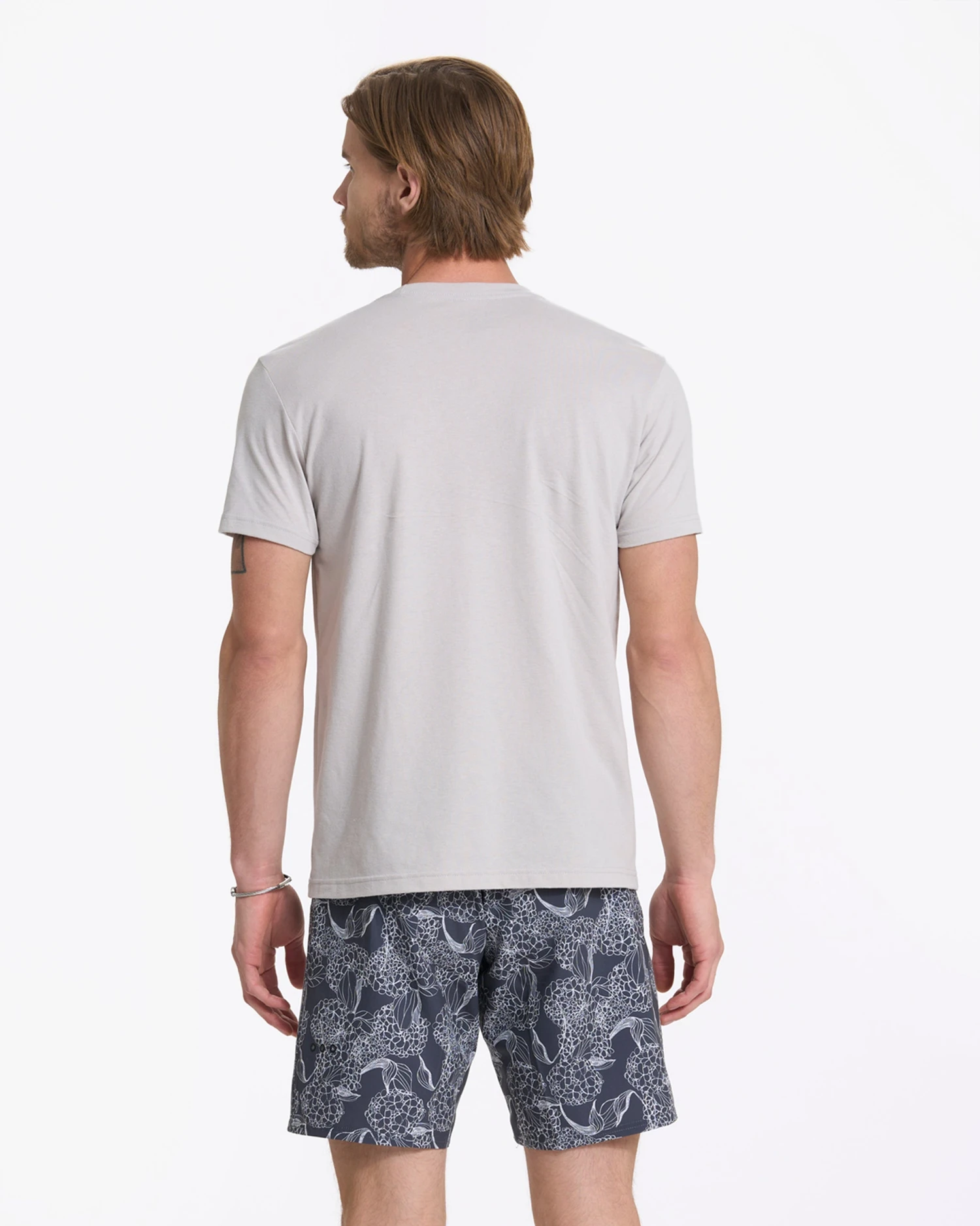 Pursuit Tee | Light Grey - Image 2