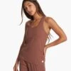 Lux Performance Tank | Hazelnut Heather