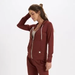 Halo Performance Hoodie | Brick Heather