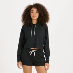 Halo Crop Funnel Neck | Black Heather