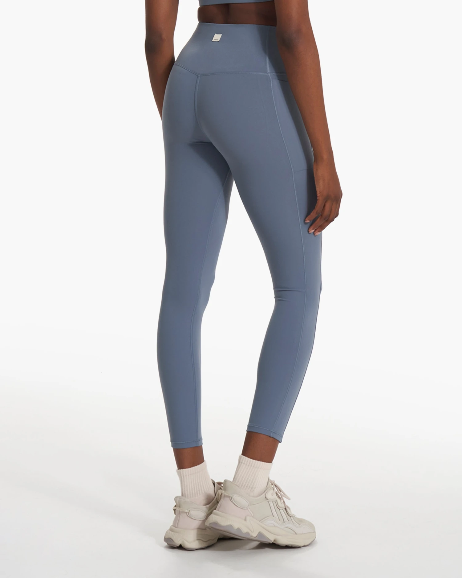 Studio Pocket Legging | Light Azure - Image 4